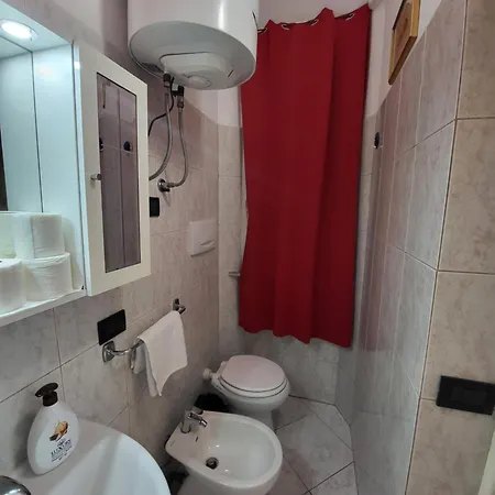 Apartmán Monolocale Lungarno